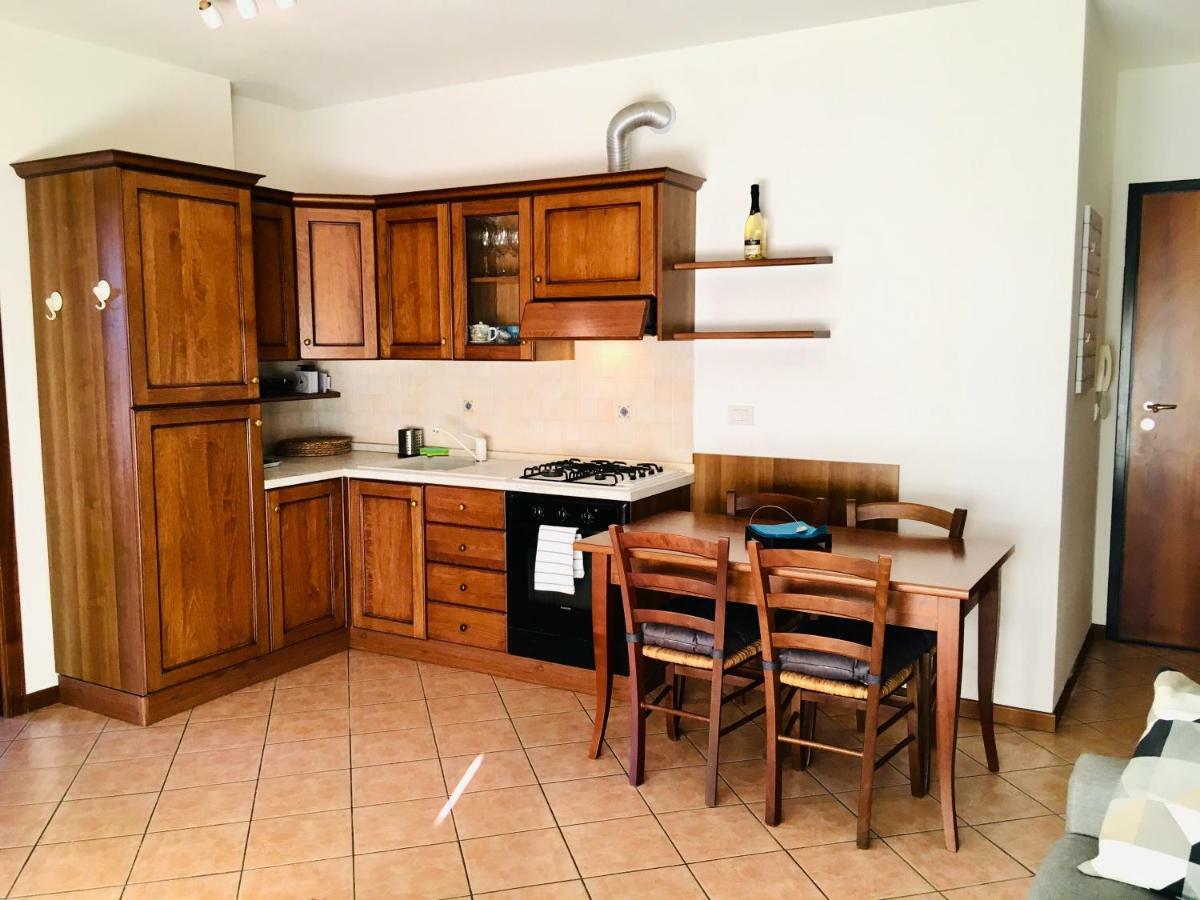 Appartamento Alice Pool Bardolino Bagian luar foto