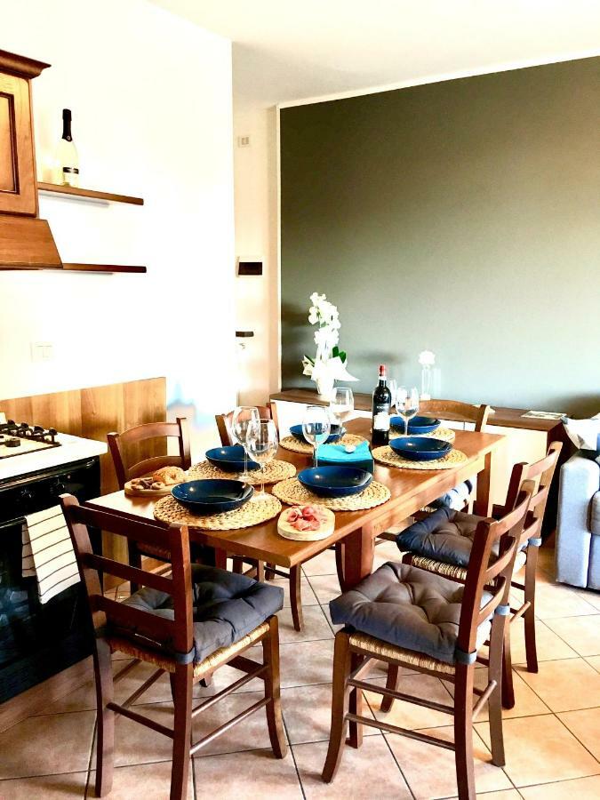 Appartamento Alice Pool Bardolino Bagian luar foto