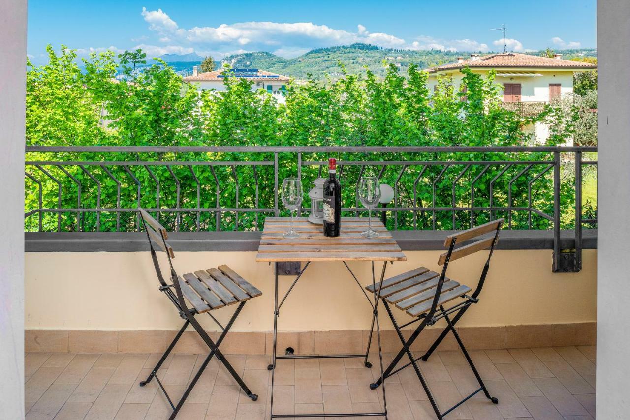 Appartamento Alice Pool Bardolino Bagian luar foto