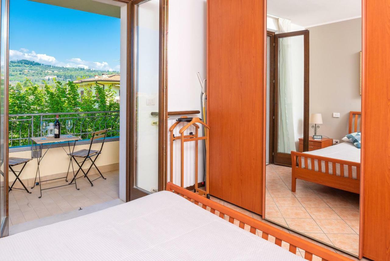 Appartamento Alice Pool Bardolino Bagian luar foto