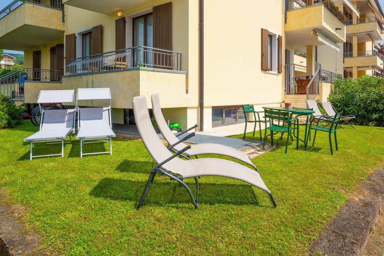 Appartamento Alice Pool Bardolino Bagian luar foto